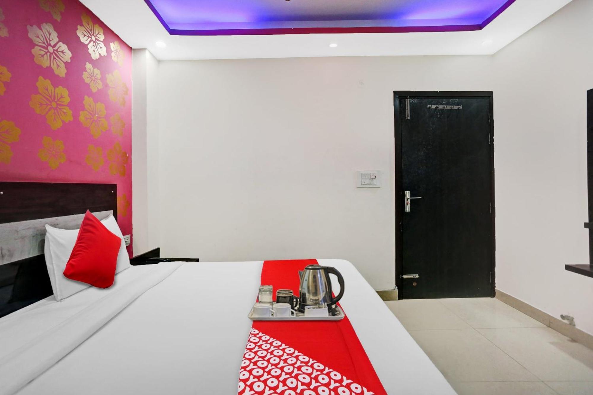 Hotel O Hotel Blue Orchid Nueva Delhi Exterior foto