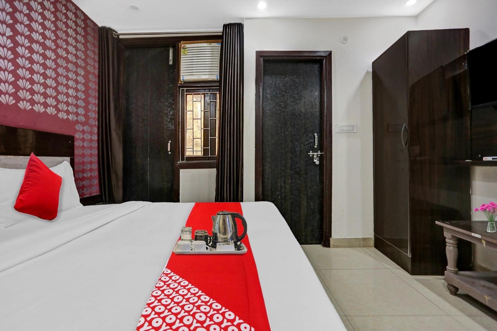 Hotel O Hotel Blue Orchid Nueva Delhi Exterior foto