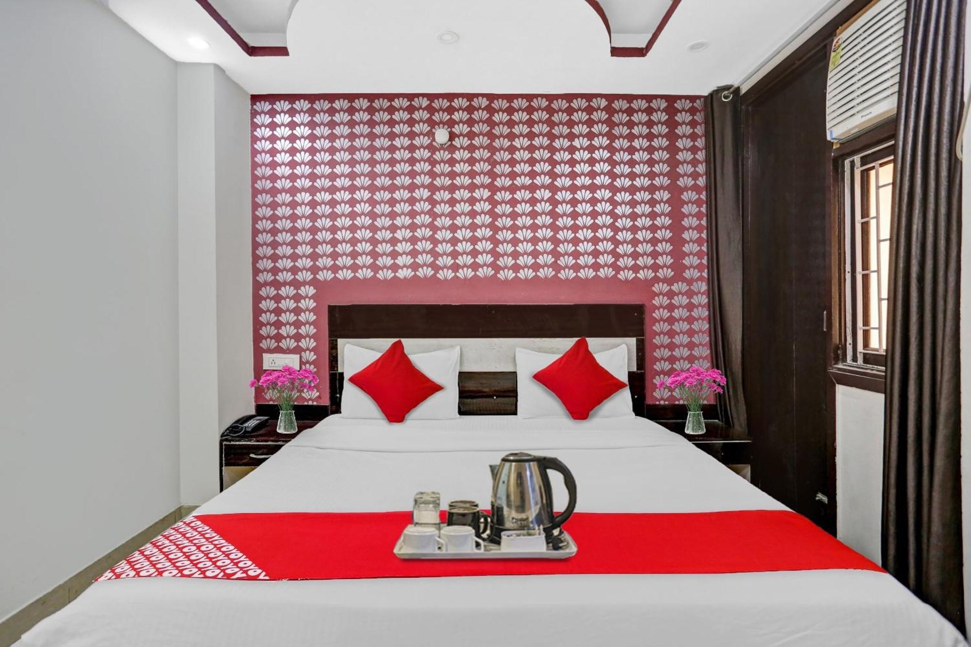 Hotel O Hotel Blue Orchid Nueva Delhi Exterior foto