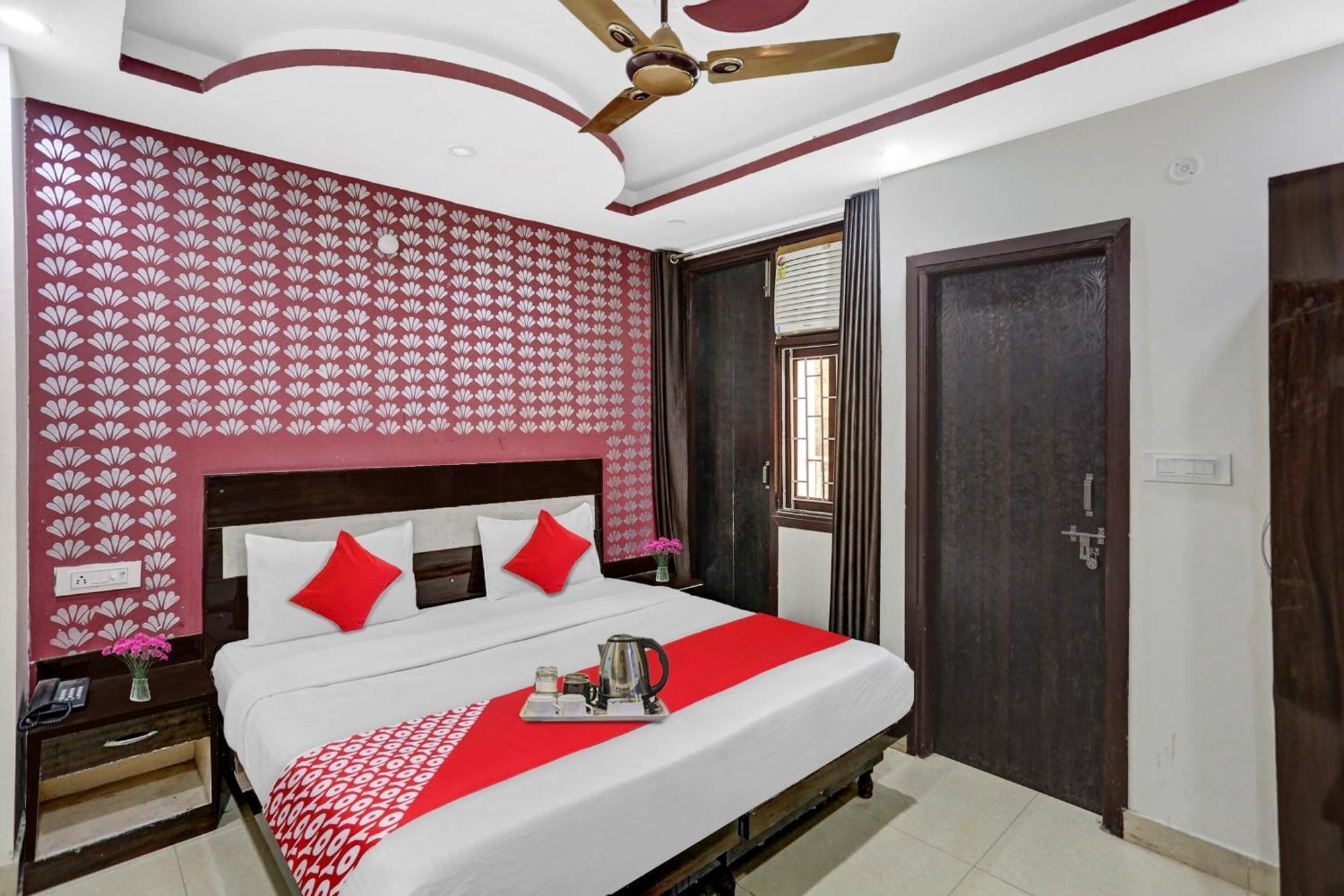 Hotel O Hotel Blue Orchid Nueva Delhi Exterior foto